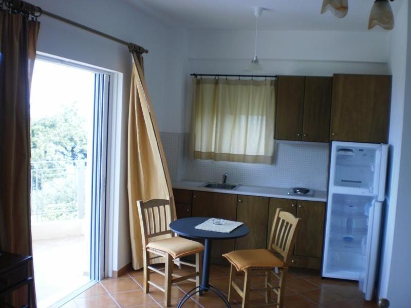 Kasimis Apartment Kyparissia Exterior photo