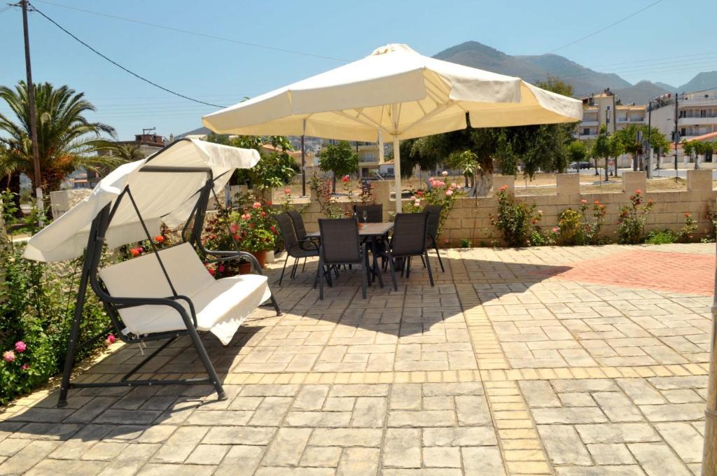 Kasimis Apartment Kyparissia Exterior photo